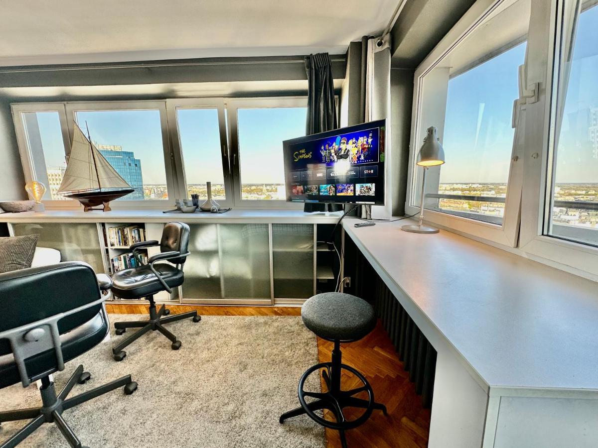 Super Apartament Grey Centrum 2X Metro Fast Wifi 300 Mbs Netflix Appletv Smarttv Spotify Panorama Miasta 华沙 外观 照片